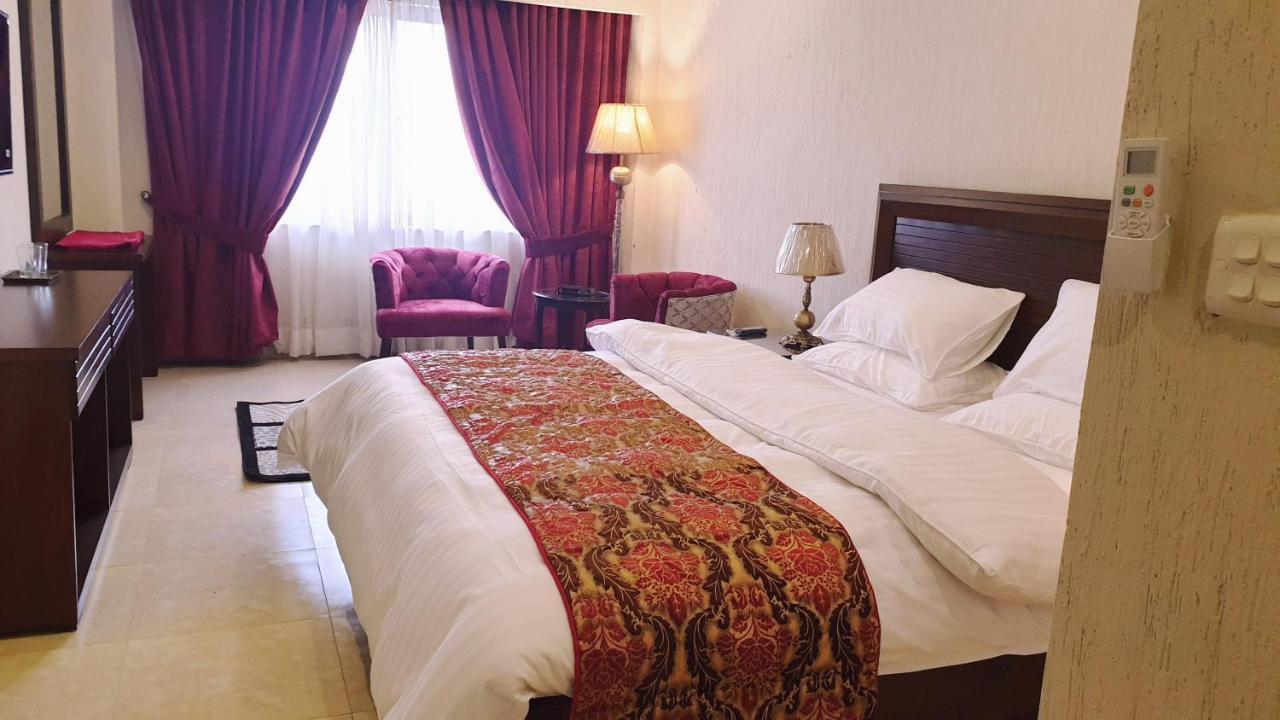 Hotel Grand Arena Rawalpindi Exterior foto